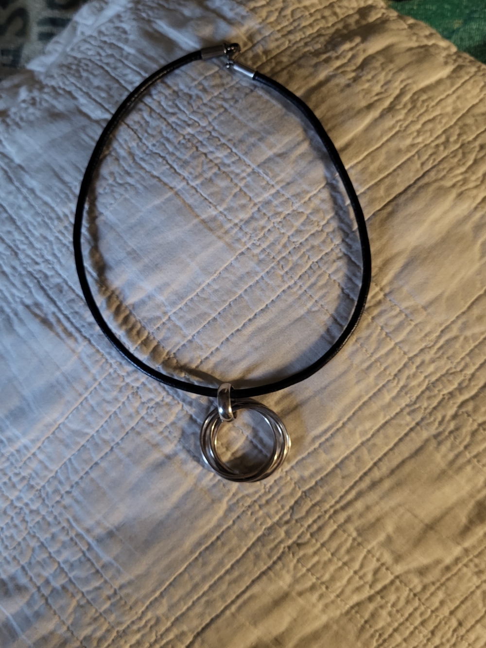 Silpada .925 Silver 5 Ring Pendant on Black Leather Necklace - S1637